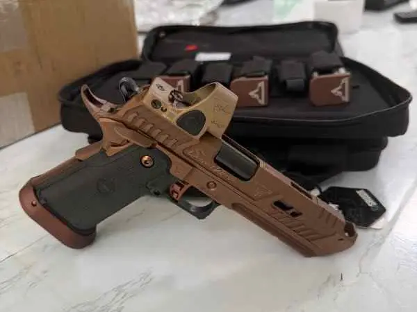 Brand new and unfired Sand Viper