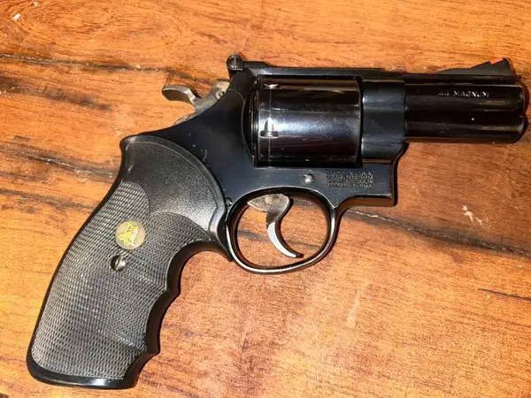 S&W Model 29-4. 44. Magnum 3” barrel Lew Horton