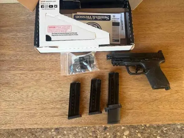 M&p 2.0 3.6” compact threaded