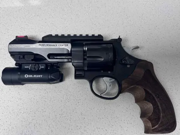 Smith & Wesson M&P TRR8
