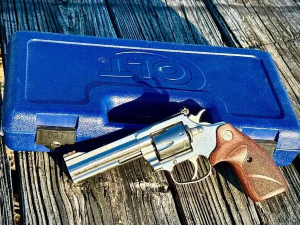 Colt King Cobra Target 357