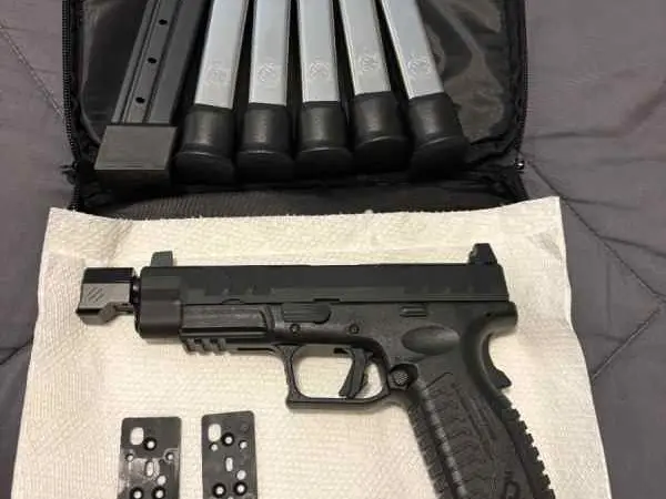WTS/WTT 9mm Springfield XDm Elite Threaded Barrel
