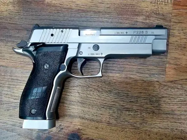 Sig Sauer Mastershop P226S X-Five