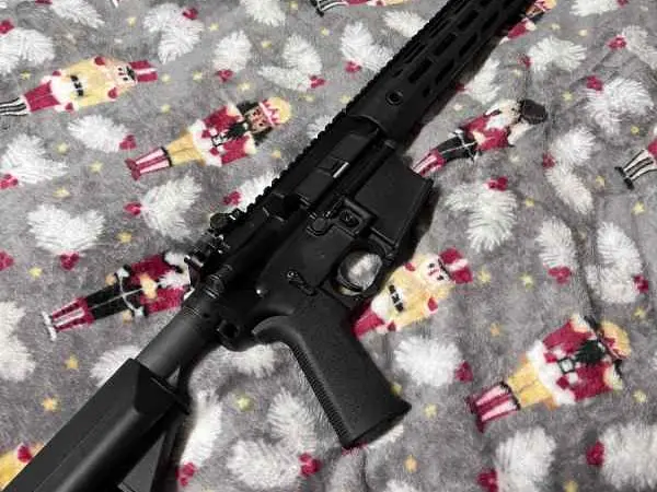 WTS/WTT Knights KAC SR15 MOD 2 16” rifle. LNIB