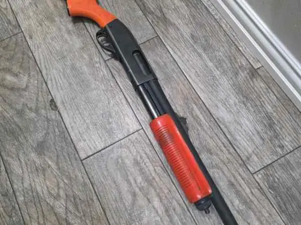 Classic Remington 870 magnum w/ rifle sights