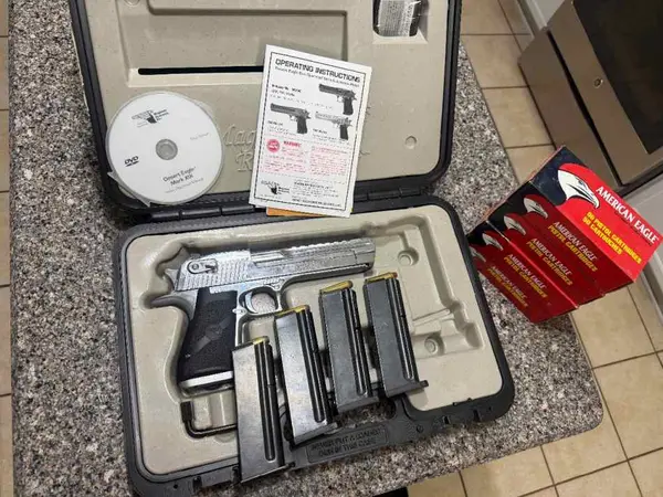 Chrome finish Desert eagle 44