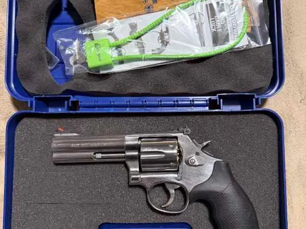 Smith and Wesson .357