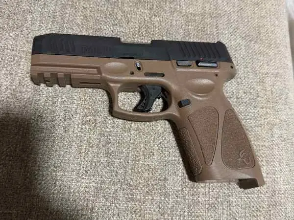 Handguns for sale 9mm/45acp