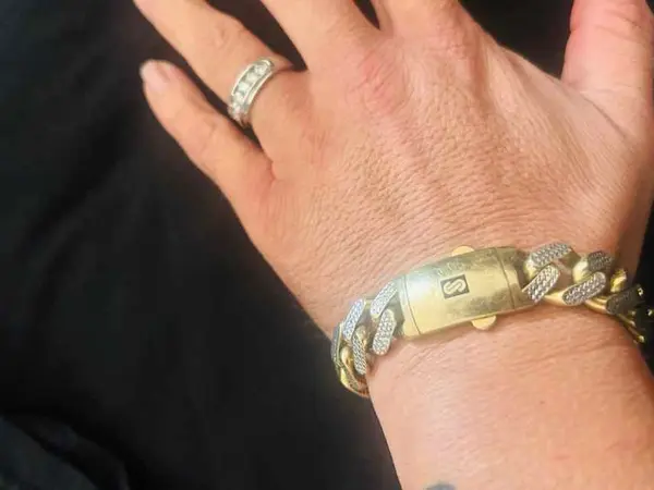 Monaco 15mm 10k gold diamond cut