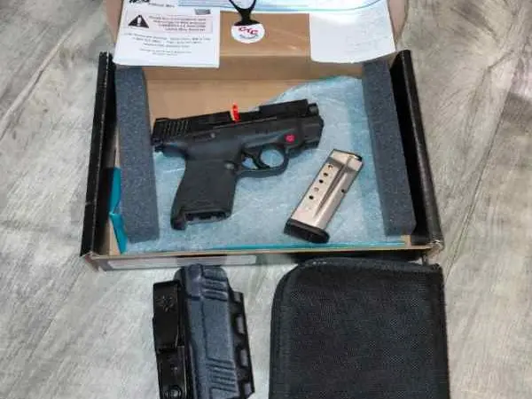 S&W shield 9mm crimson trace