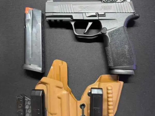Sig Sauer P365 X-Macro w/ Red Dot and IWB Holster