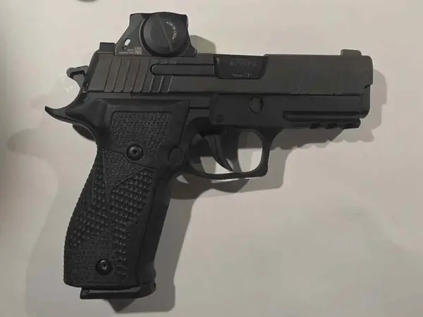 SIG Sauer P226-XCarry ROMEO-X SIG-LOC Pro