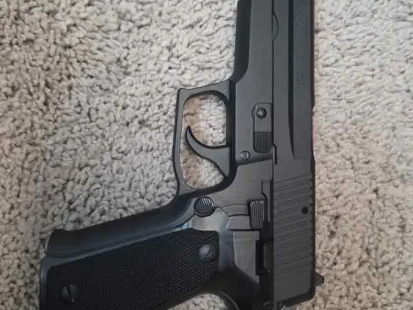 Sig Sauer P226 German 9mm