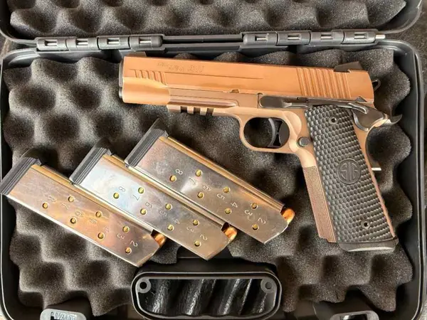 Sig Emperor Scorpion 1911 45acp