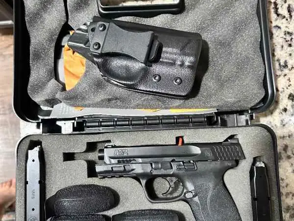 M&P 2.0 compact