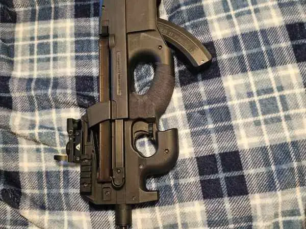 Ruger 10/22 in HTA p90 chasis