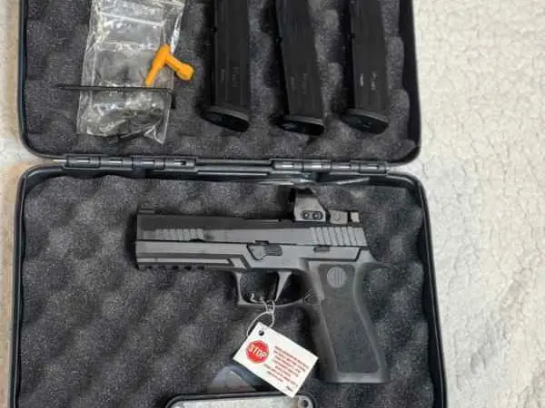 NIB Unfired Sig P320 RXP Full-Size 9mm TXG Grip XR