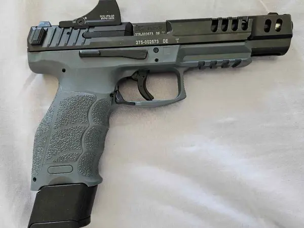 Heckler & Koch VP9-L (HK) OR and SCS Holosun