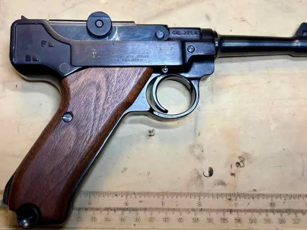 STLR-4 LUGER STOEGER ARMS .22 LR 4.5" wts/wtt