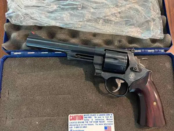 S&W Model 29
