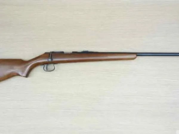 Vintage Colt Colteer .22 Bolt-Action Rifle