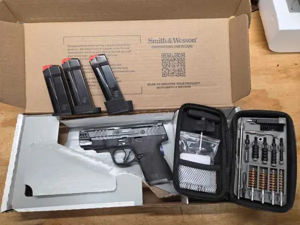 S&W Shield Carry Comp LNIB WTS/WTT