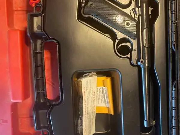 RUGER Mark IV, 22LR, 6" Barrel