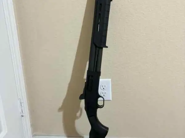 Mossberg 590 (12 gauge) 20 Inch Barrel