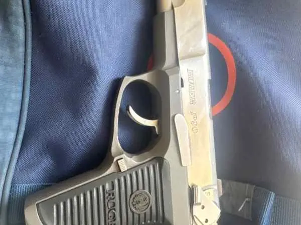 RUGER P90