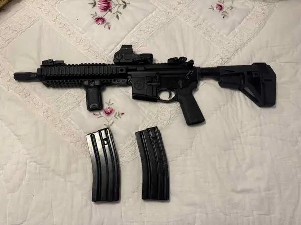 Radical arms Ar FRT