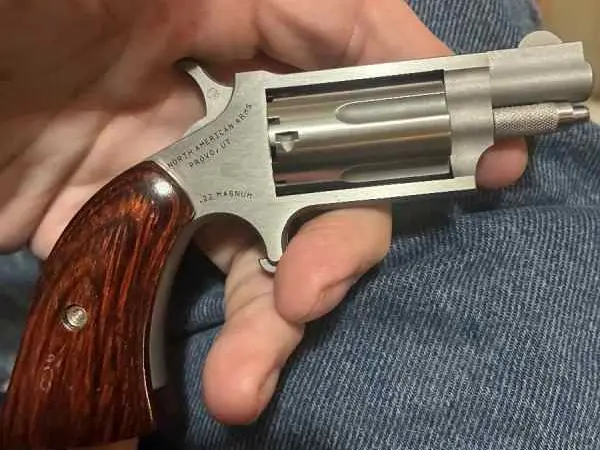 NAA Magnum