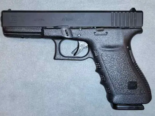 Glock 21 Gen 3 .45 ACP with 13-Round Magazine