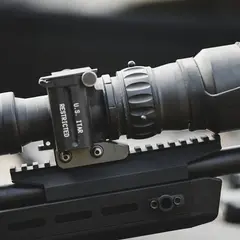 Pro 700 Night Vision Mount Black - photo 2