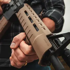 MOE-SL Carbine Length Handguard, FDE - photo 7