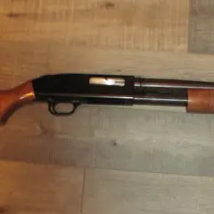 Mossberg 12 gage pump shotgun - photo 1