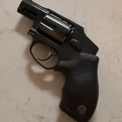Taurus 650 CIA Hammerless Snub Nose .357 Magnum - photo 1