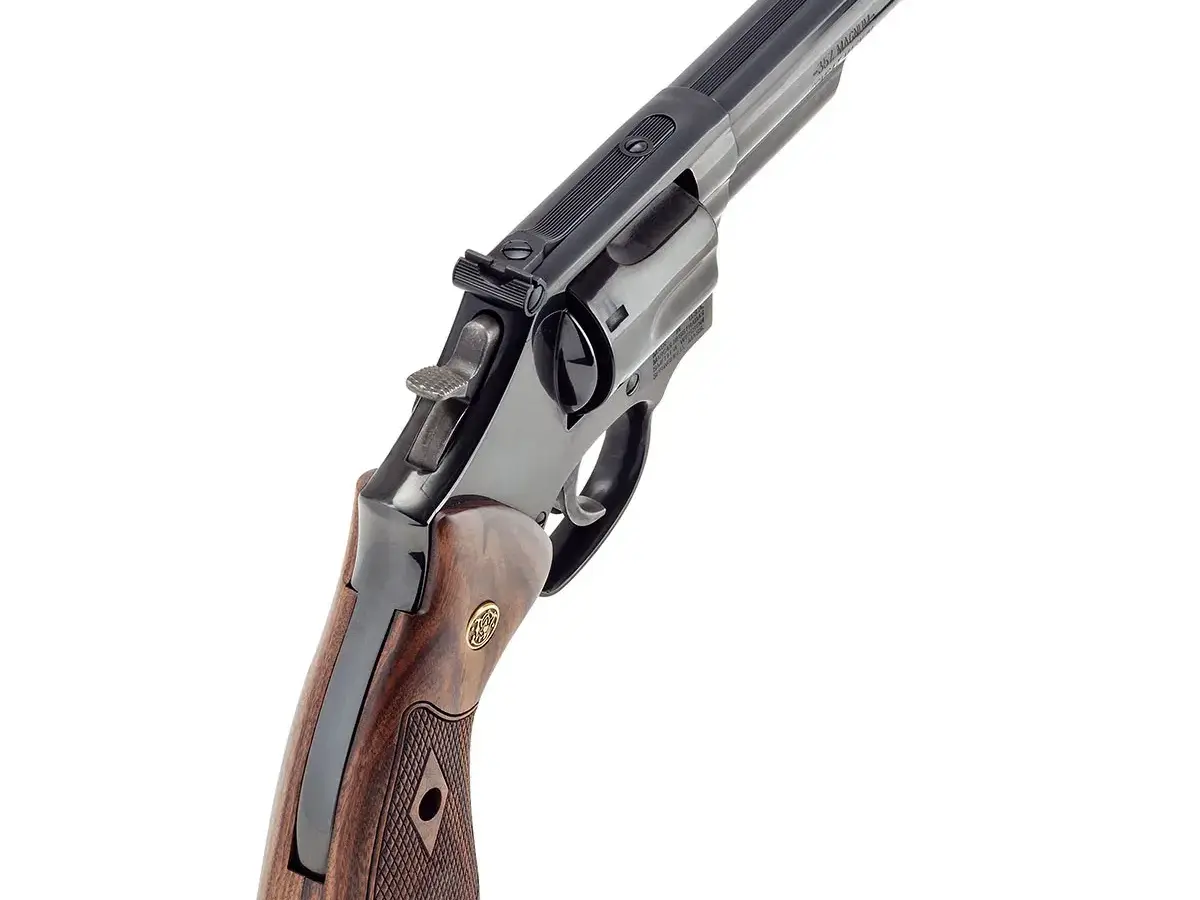 Smith & Wesson Model 19 Classic K-Frame .357 Mag, 4.25" Barrel, Walnut, No Lock - photo 4