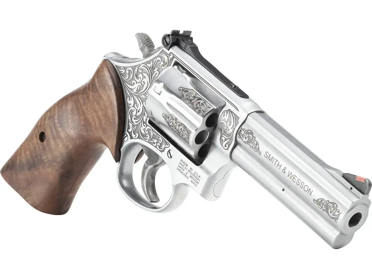 Smith & Wesson Model 686 Plus Engraved .357 Magnum/.38 Special +P, 4.13" Barrel, Stainless Steel - photo 2