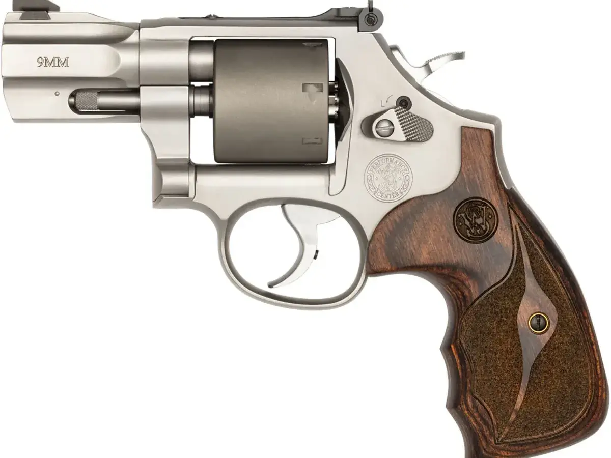 Smith & Wesson Model 986 L-Frame 9mm Luger 2.5" Barrel SS/Walnut - photo 6