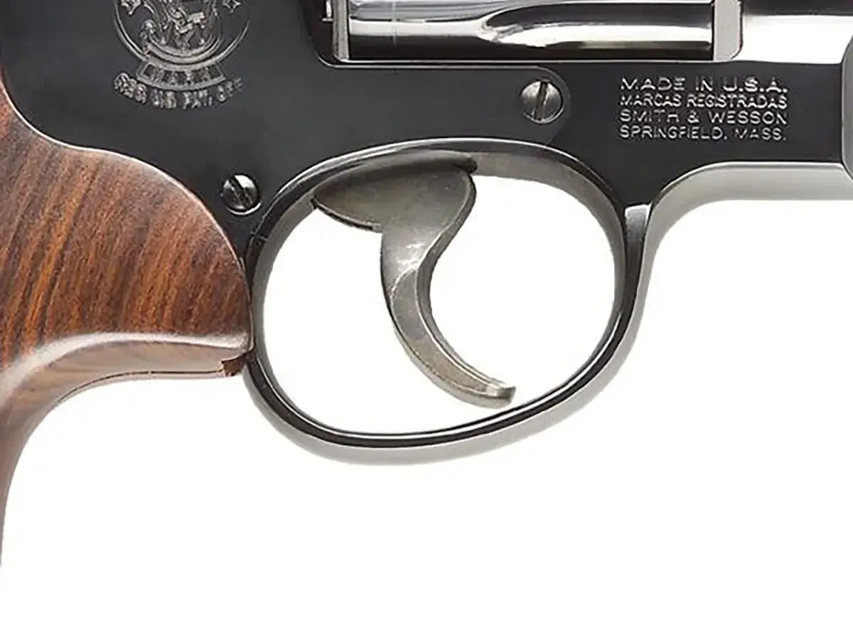 Smith & Wesson Model 29 Classic N-Frame 44 Magnum, 4" Barrel, Black/Wood
