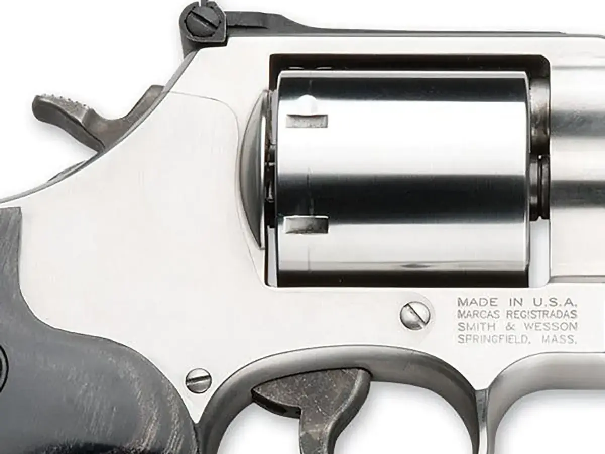 Smith & Wesson Model 686 Plus L-Frame 3-5-7 .357 Magnum, 7" Barrel, SS/Black - photo 2