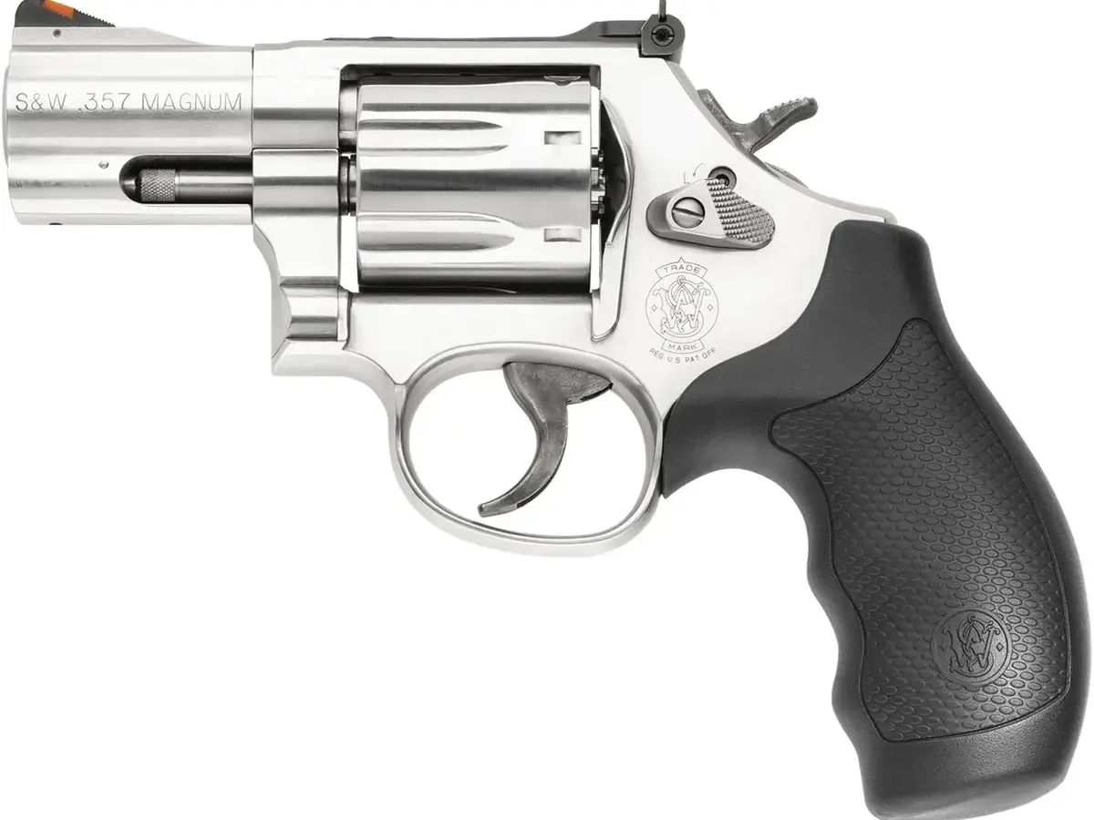 Smith & Wesson Model 686 Plus L-Frame .357 Magnum 2.5" Barrel, 7 Round, Stainless/Black - photo 2