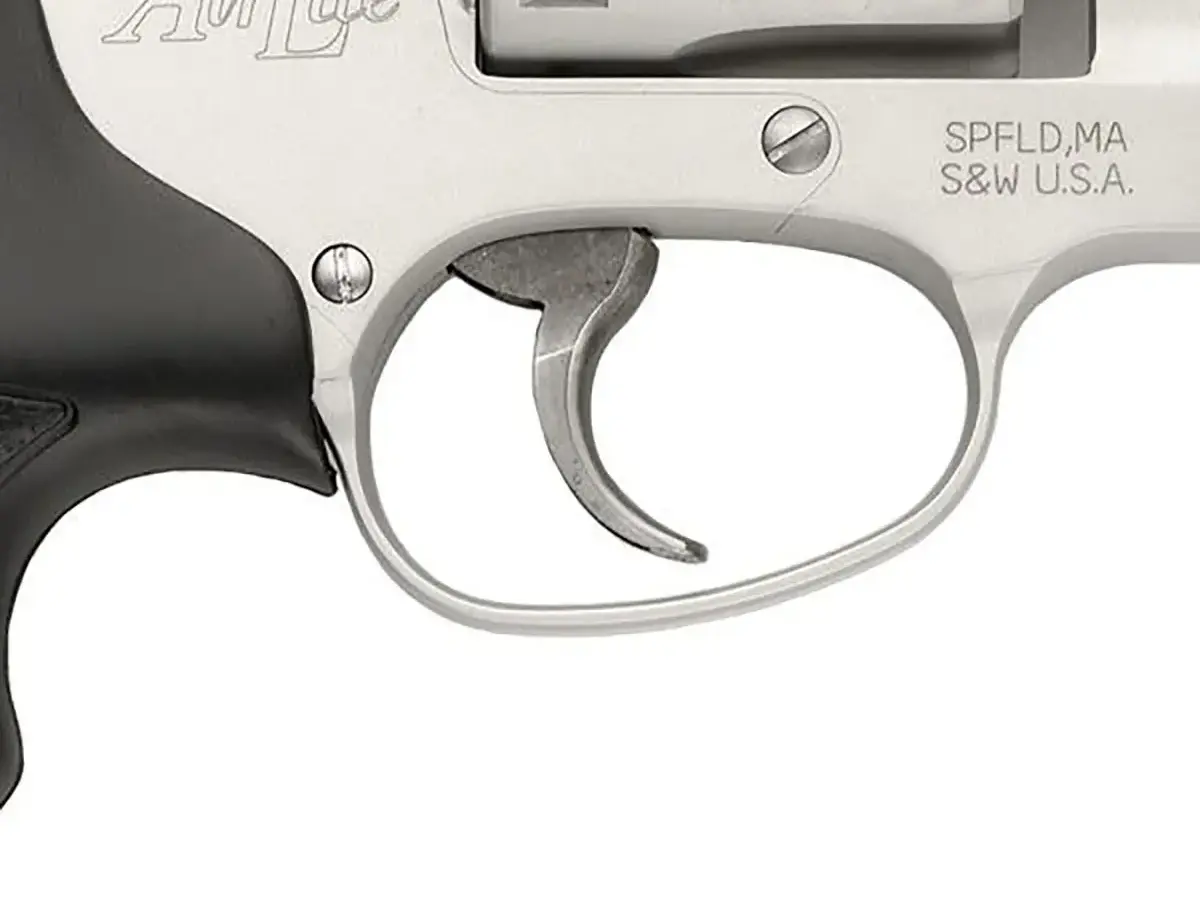 Smith & Wesson Model 317 Kit Gun J-Frame .22 Long Rifle, 3" Barrel, SS/Black - photo 3
