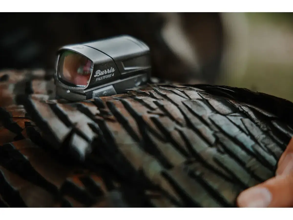 Fastfire 4 Multi-Reticle Red Dot Reflex Sight Black