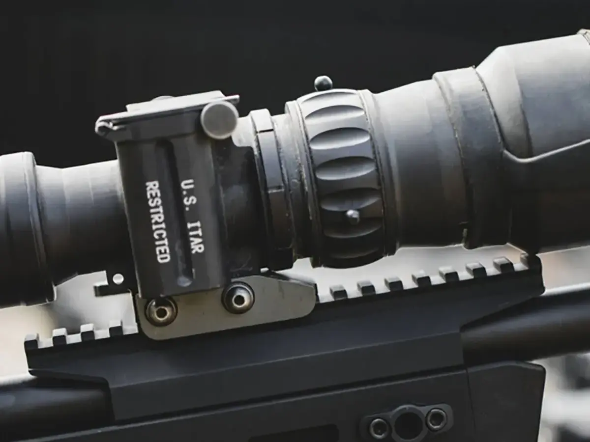 Pro 700 Night Vision Mount Black - photo 2