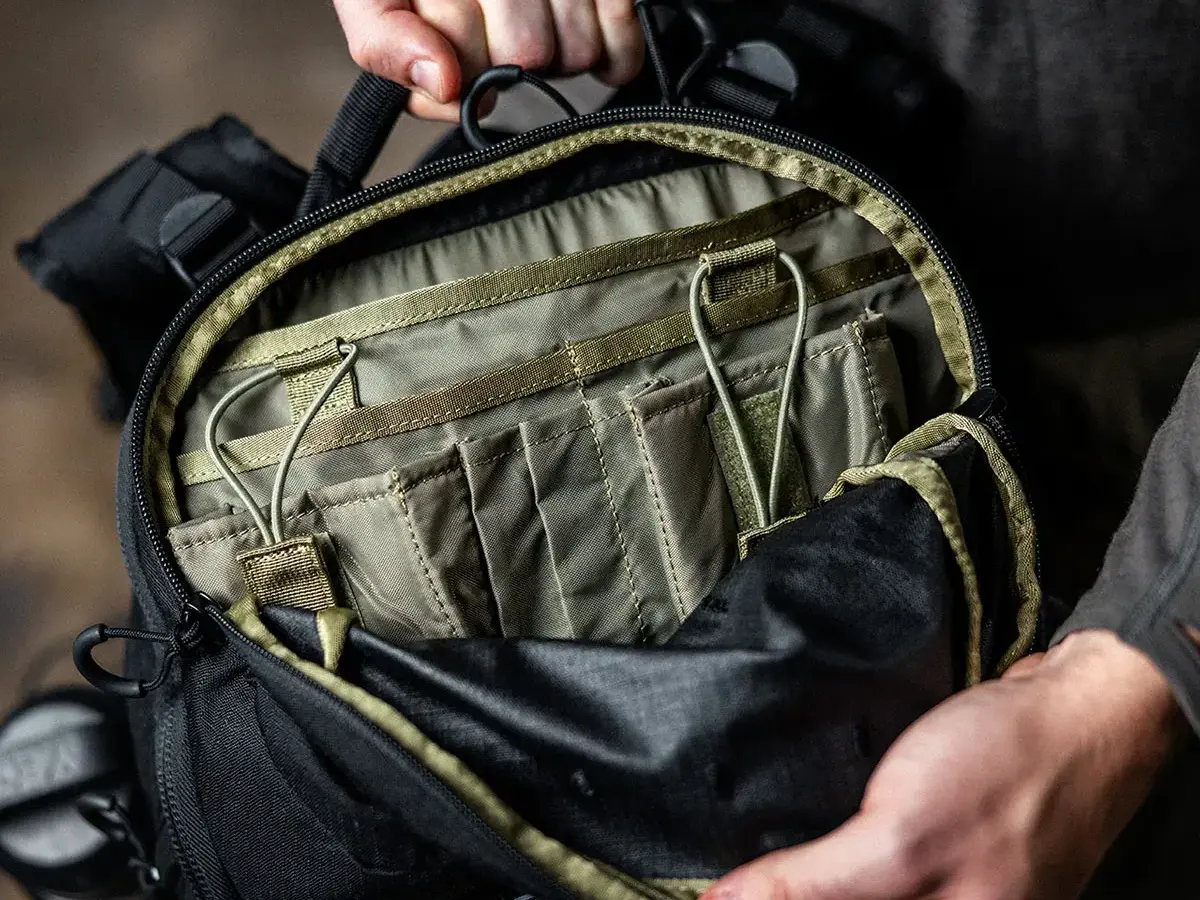 Switchblade Pack Black - photo 10