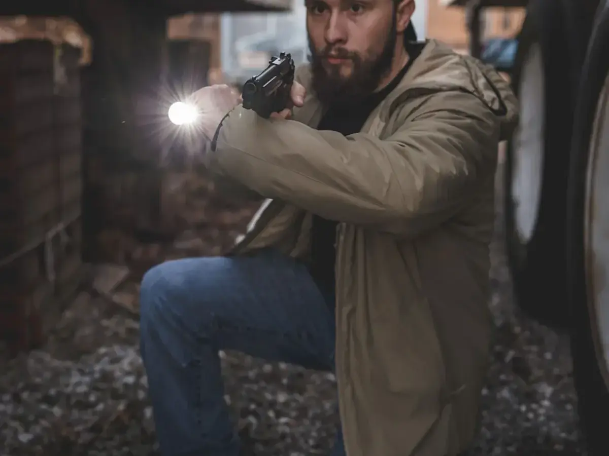 MCH-HC Dual-Fuel Hi-Candela Flashlight 1100 Lumen FDE - photo 5