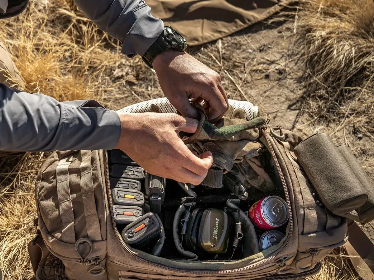 R1 Bang Bang Range Bag Dry Earth - photo 7