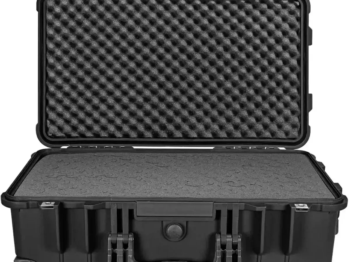 22" Carry-On Roller Hard Case w/Ragar Foam Inserts Black - photo 5