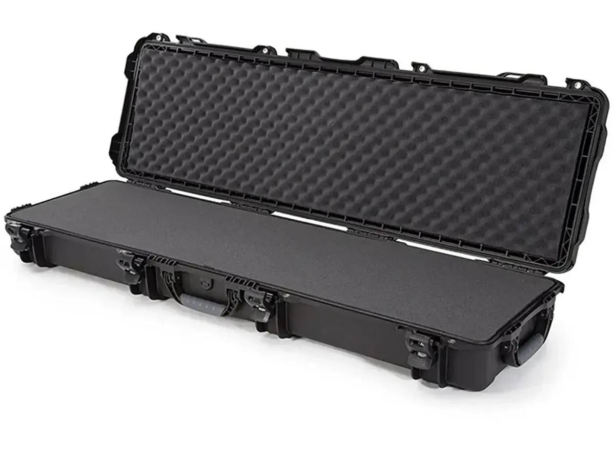NANUK 995 Hard Protective Case With Foam, No TSA Latch,Black - photo 3